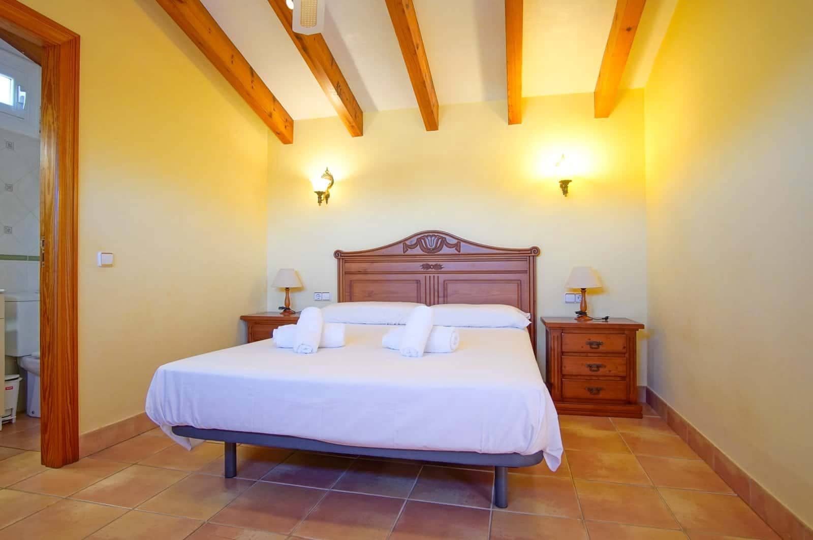 8 soveværelse Villa til salg i Benissa med swimmingpool garage - € 2.995.000 (Ref: 9761154)