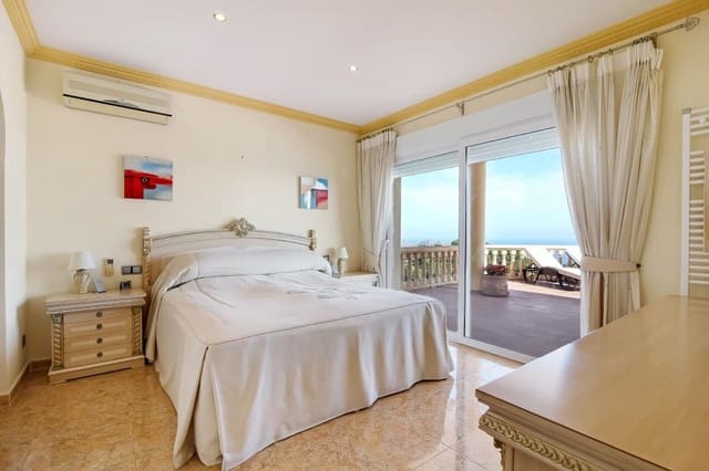 4 slaapkamer Villa te koop in Moraira, Teulada-Moraira met zwembad garage - € 1.550.000 (Ref: 9761159)