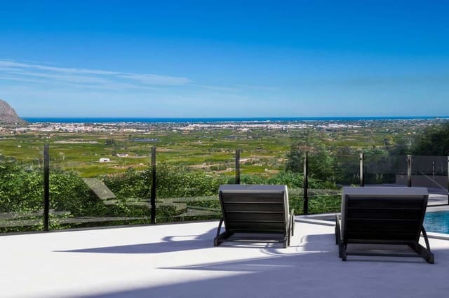 3 makuuhuone Huvila myytävänä paikassa Monte Solana, Pedreguer mukana uima-altaan - 529 000 € (Ref: 9761161)