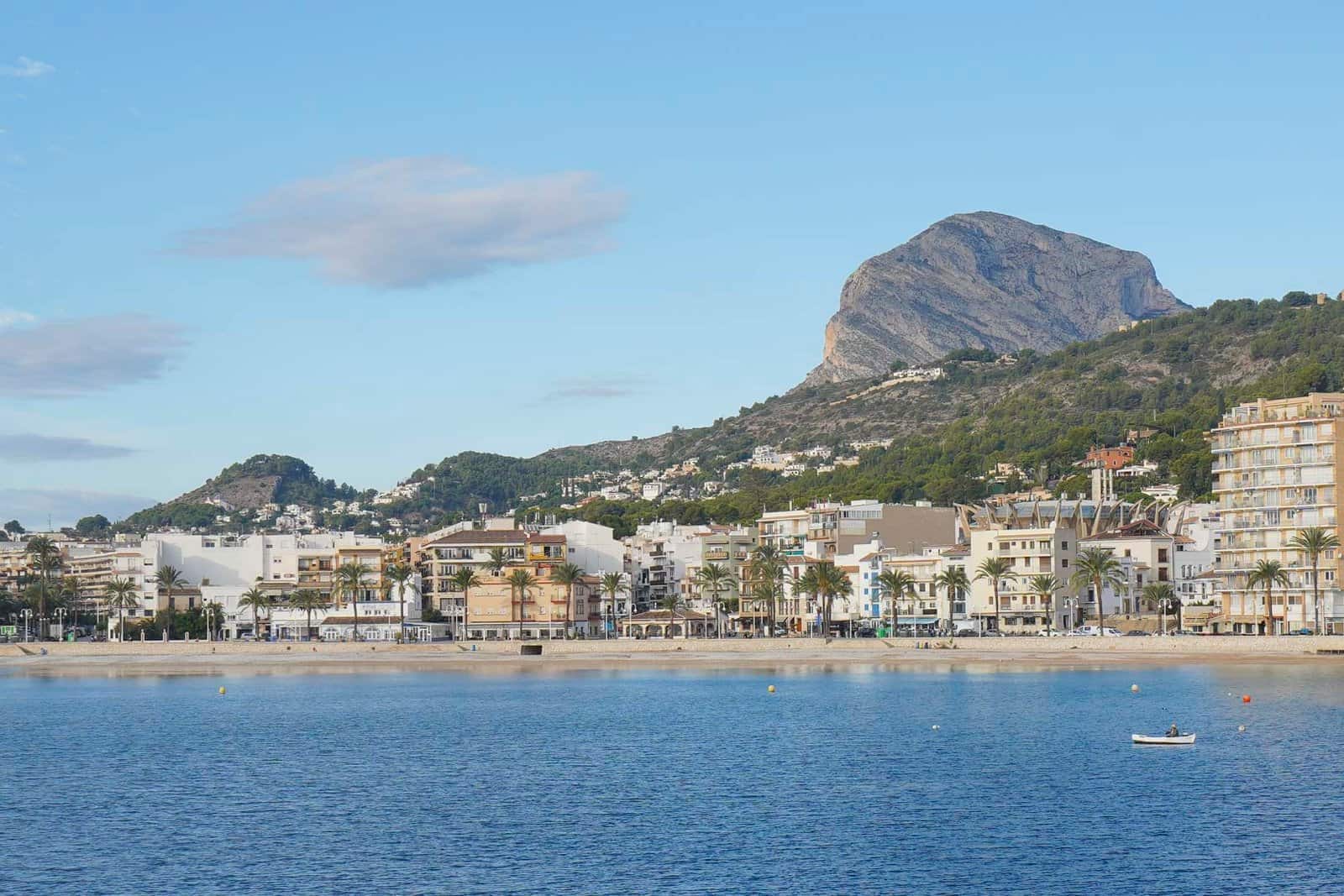 4 sypialnia Willa na sprzedaż w Pinosol z basenem - 1 275 000 € (Ref: 9761165)