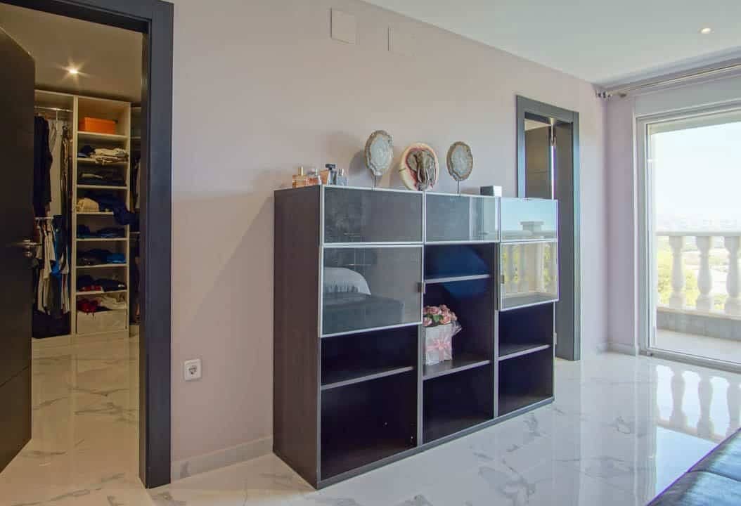 8 chambre Villa/Maison à vendre à La Nucia avec piscine - 2 500 000 € (Ref: 9761166)