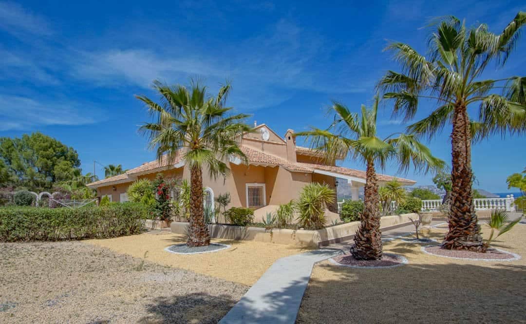 8 chambre Villa/Maison à vendre à La Nucia avec piscine - 2 500 000 € (Ref: 9761166)