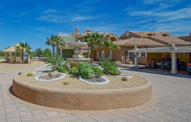 8 chambre Villa/Maison à vendre à La Nucia Pueblo  , La Nucia avec piscine - 2 500 000 € (Ref: 9761166)