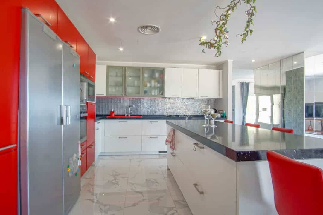 8 chambre Villa/Maison à vendre à La Nucia avec piscine - 2 500 000 € (Ref: 9761166)