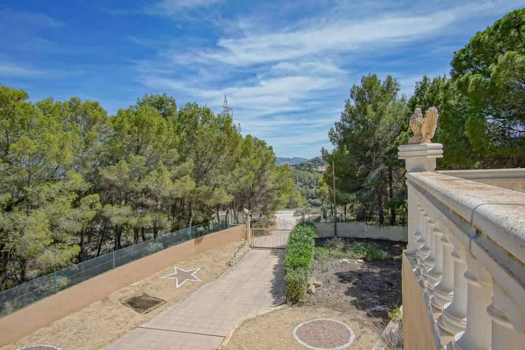 8 chambre Villa/Maison à vendre à La Nucia avec piscine - 2 500 000 € (Ref: 9761166)