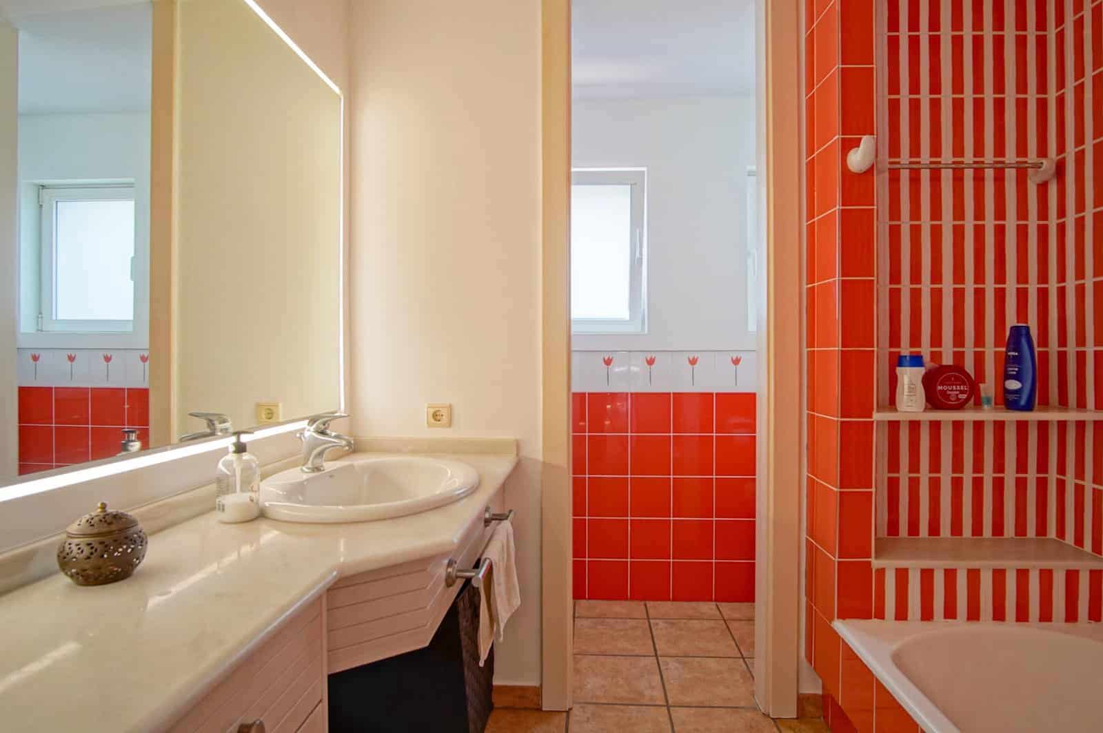 4 sypialnia Willa na sprzedaż w Pedreguer z basenem garażem - 680 000 € (Ref: 9761173)