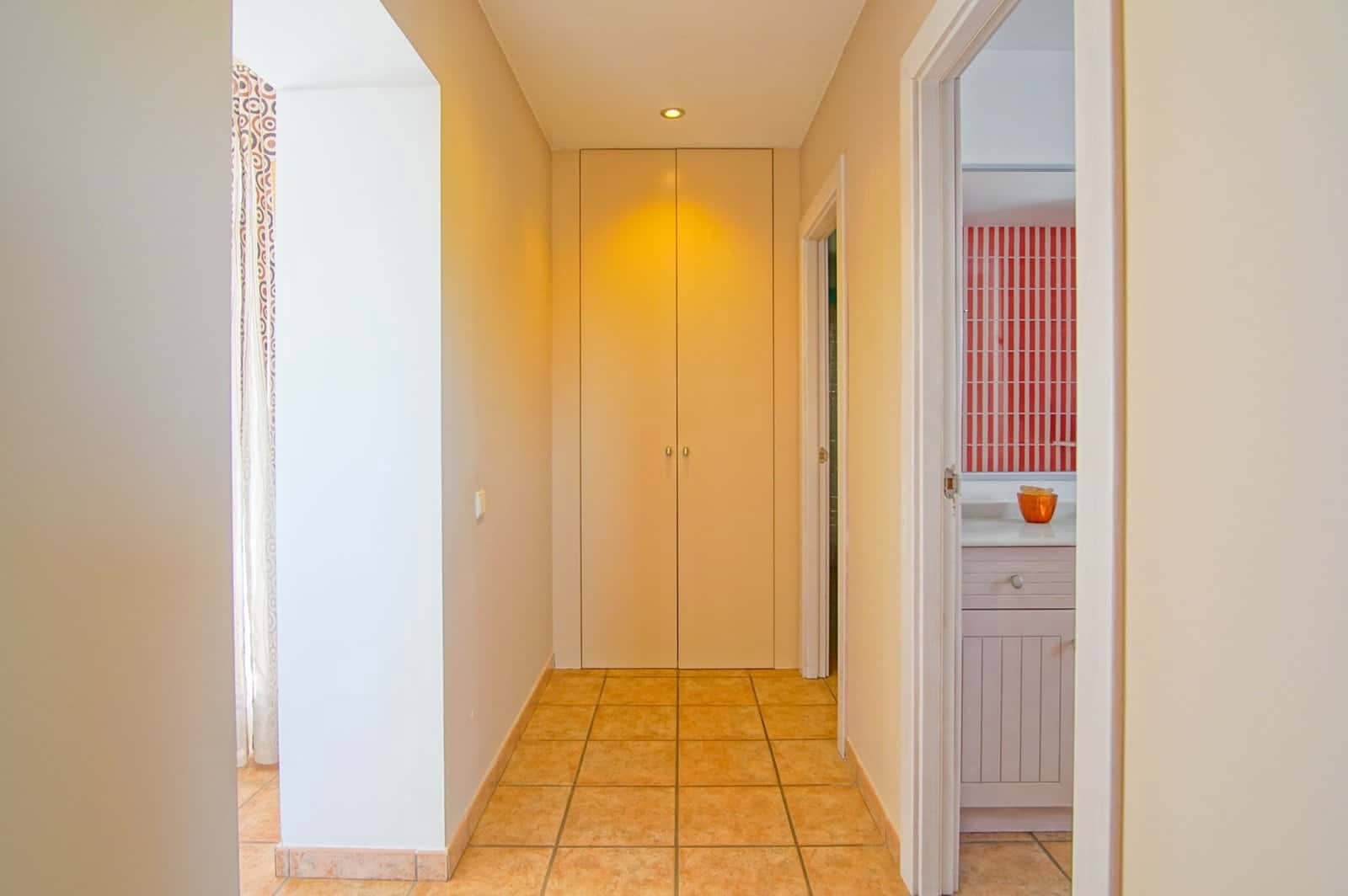 4 sypialnia Willa na sprzedaż w Pedreguer z basenem garażem - 680 000 € (Ref: 9761173)