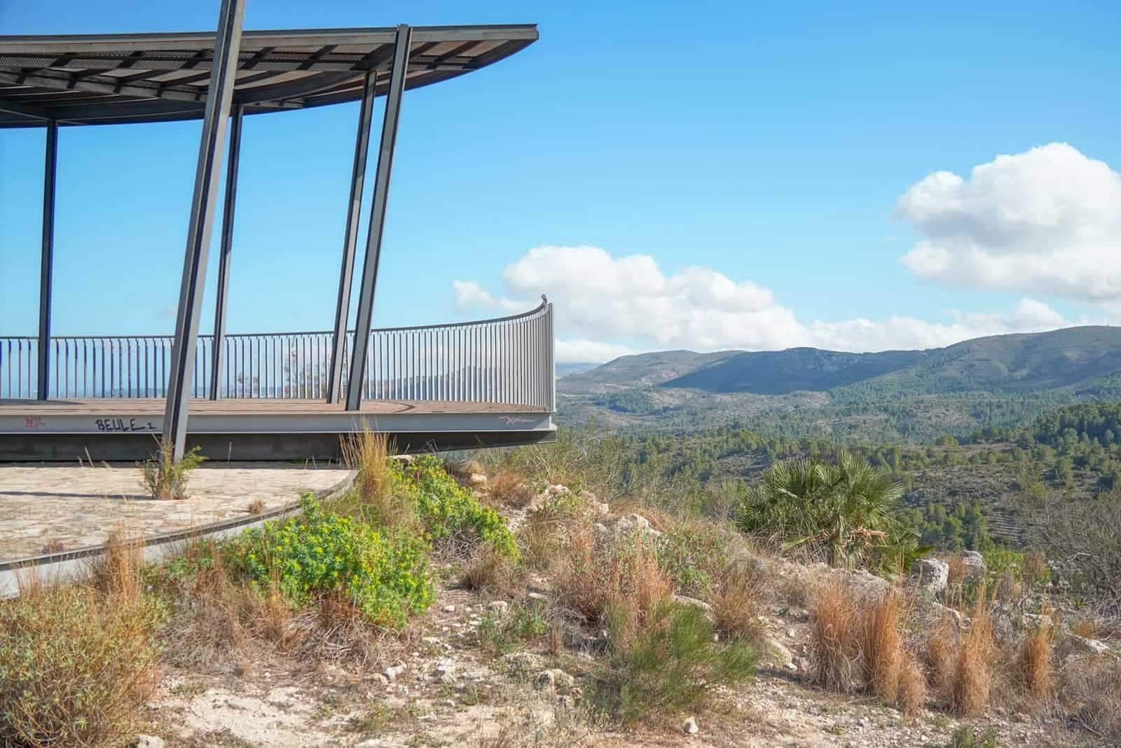 4 sypialnia Willa na sprzedaż w Pedreguer z basenem garażem - 680 000 € (Ref: 9761173)