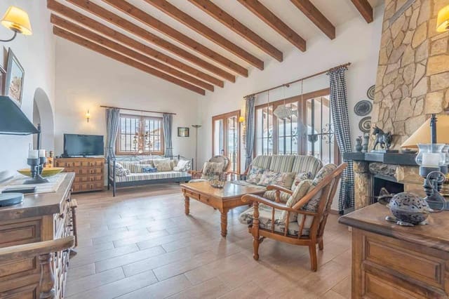 5 sypialnia Willa na sprzedaż w Monte Pego, Pego z basenem garażem - 575 000 € (Ref: 9761175)
