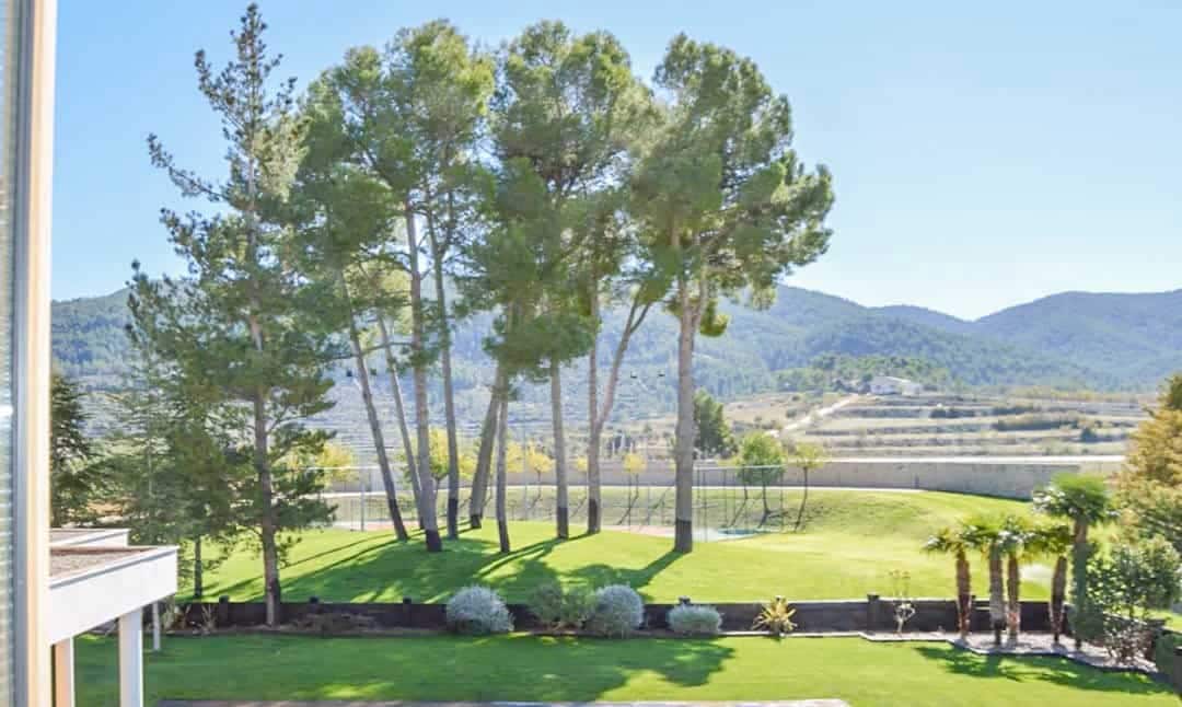 7 chambre Villa/Maison à vendre à Penaguila avec piscine garage - 2 600 000 € (Ref: 9761184)