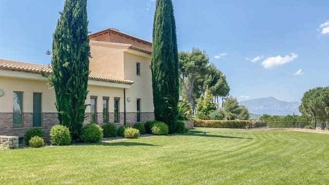 7 chambre Villa/Maison à vendre à Penàguila avec piscine garage - 2 600 000 € (Ref: 9761184)