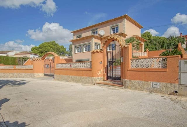 5 slaapkamer Villa te koop in Cometa - Carrió, Calpe / Calp met zwembad garage - € 725.000 (Ref: 9761185)