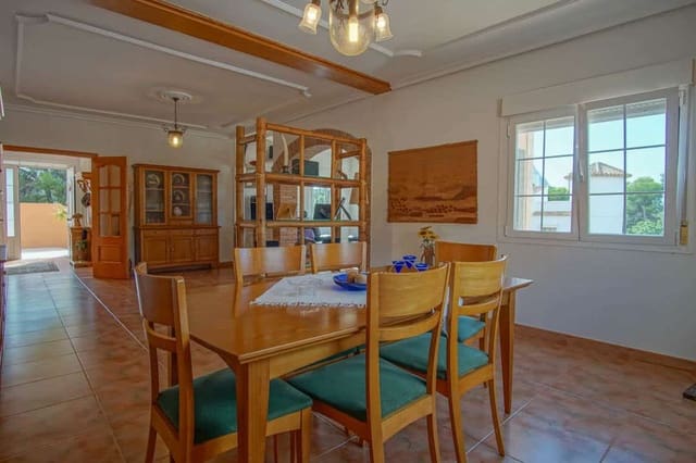 5 slaapkamer Villa te koop in Cometa - Carrió, Calpe / Calp met zwembad garage - € 725.000 (Ref: 9761185)