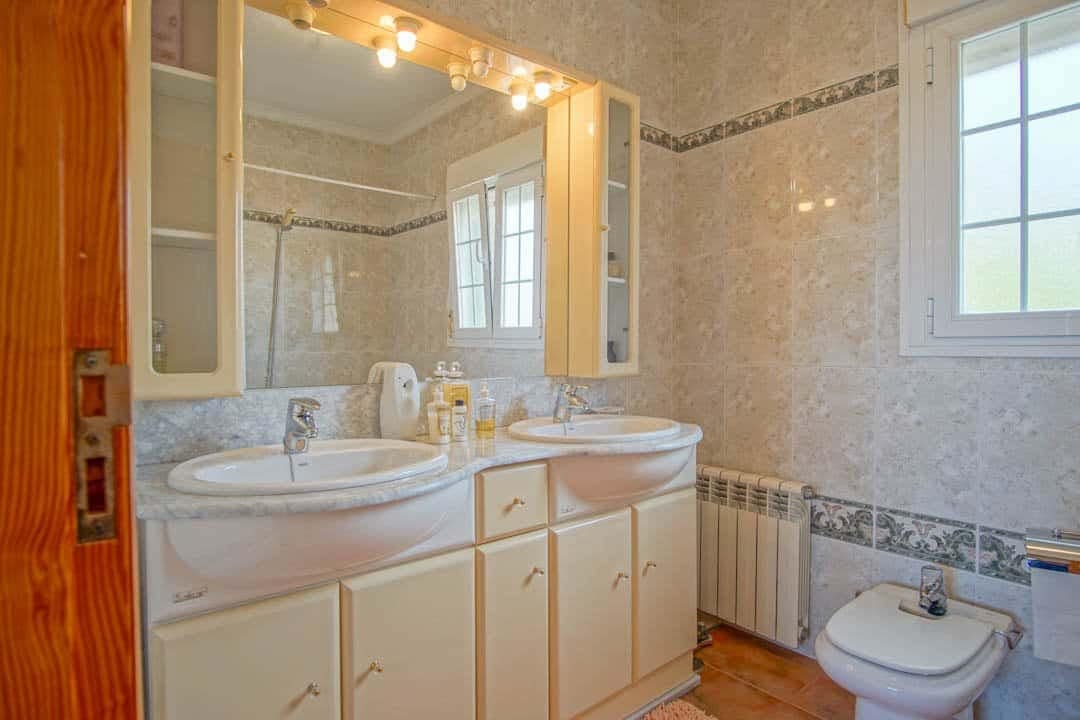 5 slaapkamer Villa te koop in Calpe / Calp met zwembad garage - € 725.000 (Ref: 9761185)