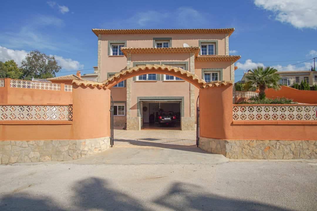 5 slaapkamer Villa te koop in Calpe / Calp met zwembad garage - € 725.000 (Ref: 9761185)