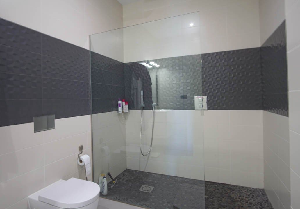 5 bedroom Villa for sale in Altea with pool garage - € 3,500,000 (Ref: 9761190)