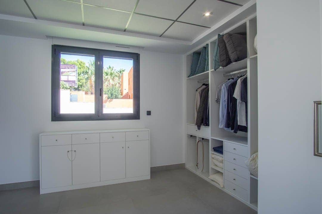 5 bedroom Villa for sale in Altea with pool garage - € 3,500,000 (Ref: 9761190)