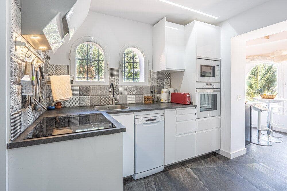 6 slaapkamer Villa te koop in Calpe / Calp met zwembad garage - € 845.000 (Ref: 9761194)