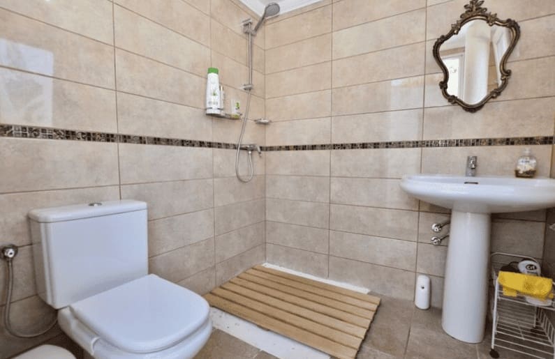 5 sypialnia Willa na sprzedaż w Javea / Xabia z basenem garażem - 950 000 € (Ref: 9761198)