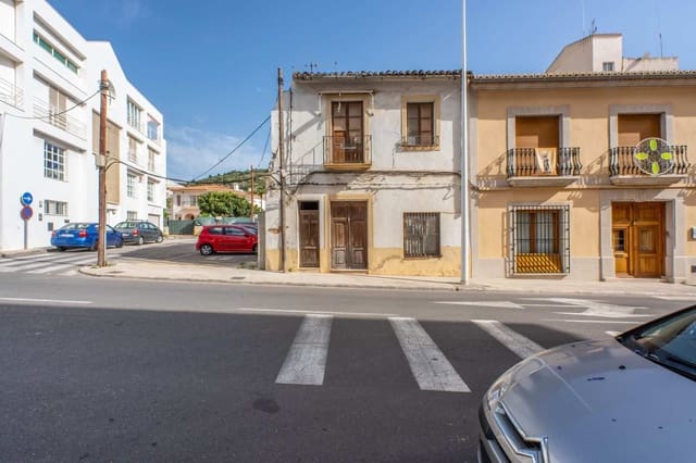 Grunde uden byggetilladelser til salg i Centro ciudad, Javea / Xàbia - € 320.000 (Ref: 9761207)