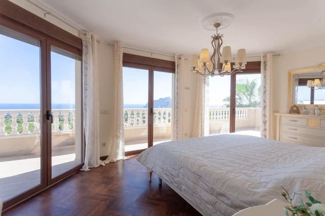 5 Zimmer Villa zu verkaufen in Calpe / Calp mit Pool Garage - 2.980.000 € (Ref: 9761227)