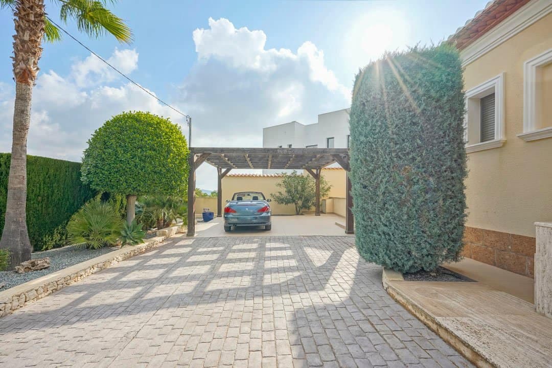 4 sovrum Villa till salu i Benissa med pool - 1 350 000 € (Ref: 9761229)