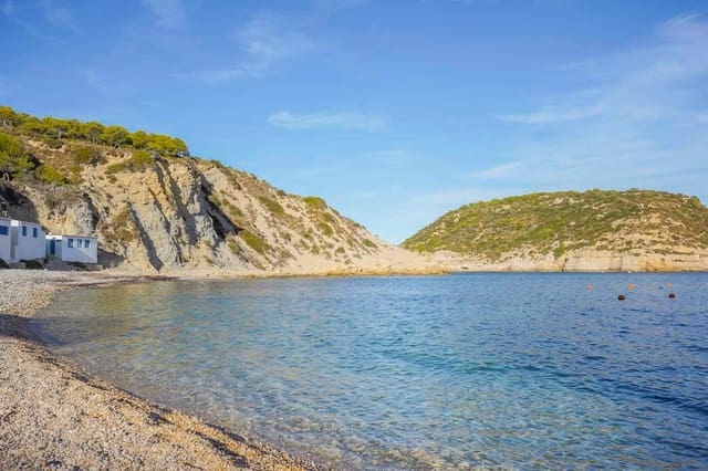 Chalet de 4 habitaciones en Partida Tosal - Zona del Castellans, Javea / Xàbia en venta con piscina - 1.575.000 € (Ref: 9761243)