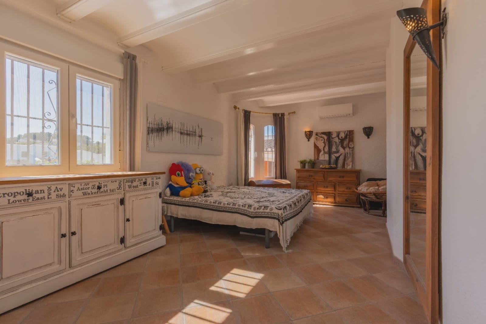 3 soveværelse Villa til salg i Pinosol med swimmingpool - € 618.000 (Ref: 9850090)
