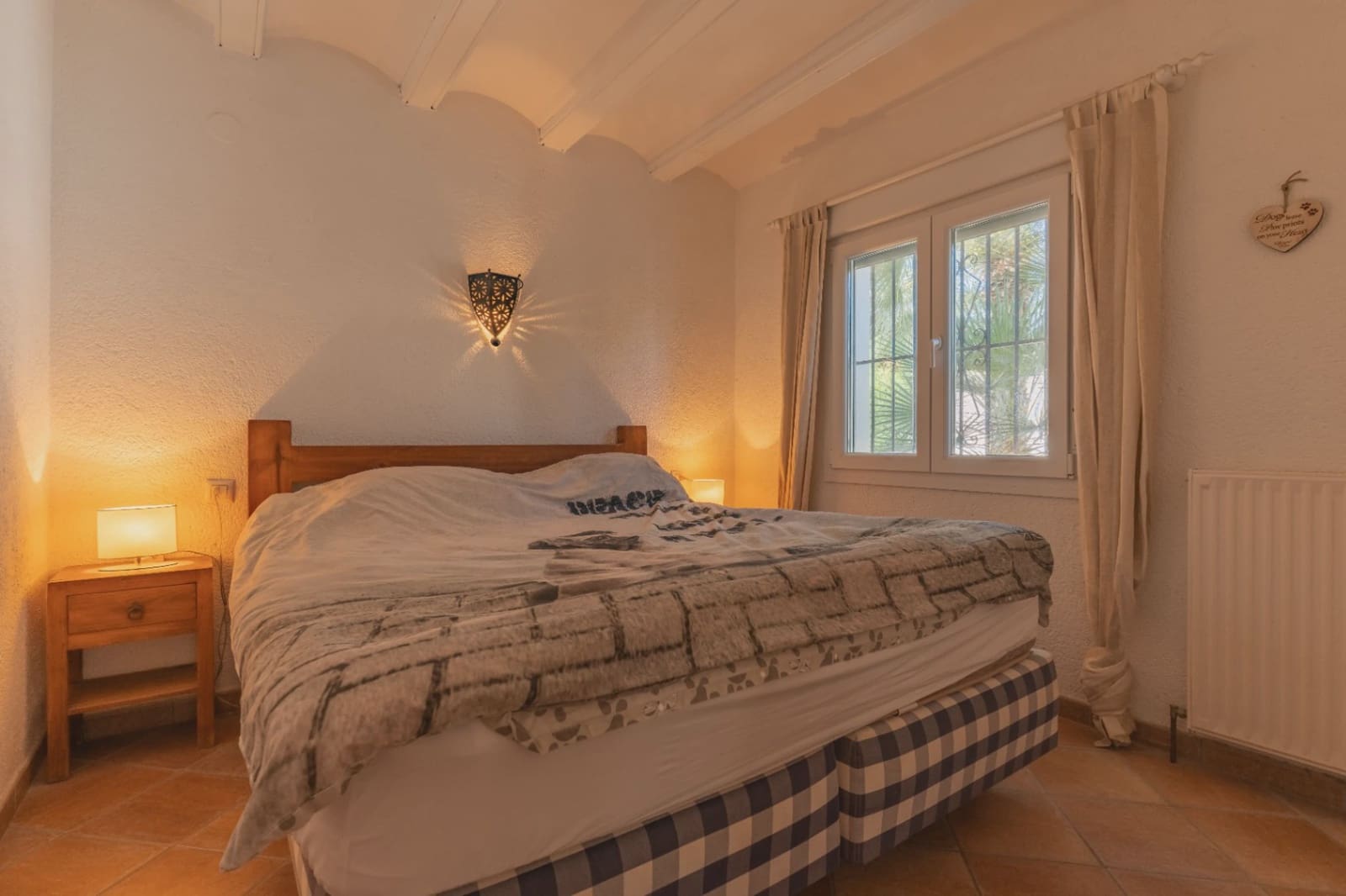 3 soveværelse Villa til salg i Pinosol med swimmingpool - € 618.000 (Ref: 9850090)