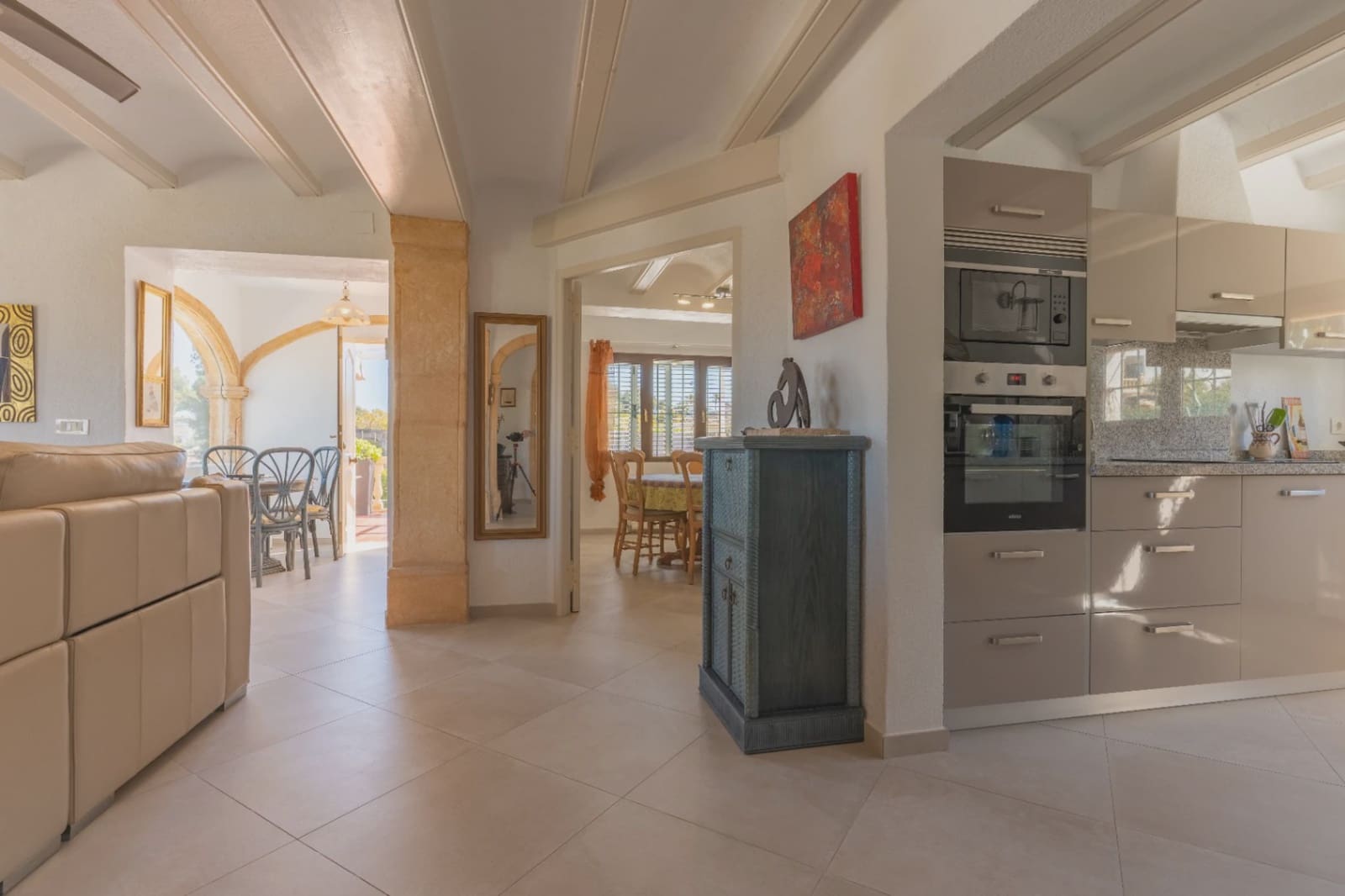 4 soveværelse Villa til salg i Pinosol med swimmingpool - € 875.000 (Ref: 9850092)