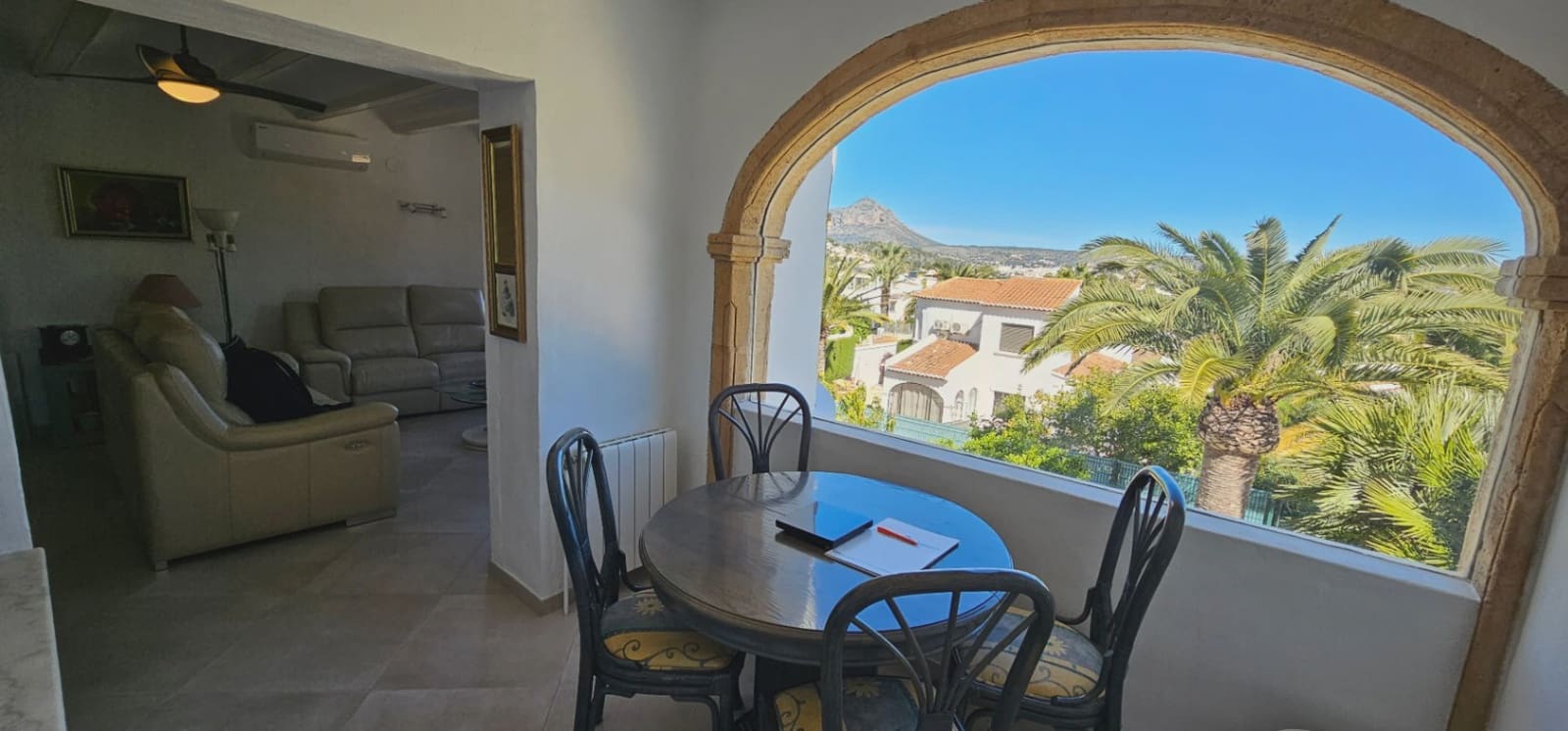 4 soveværelse Villa til salg i Pinosol med swimmingpool - € 875.000 (Ref: 9850092)