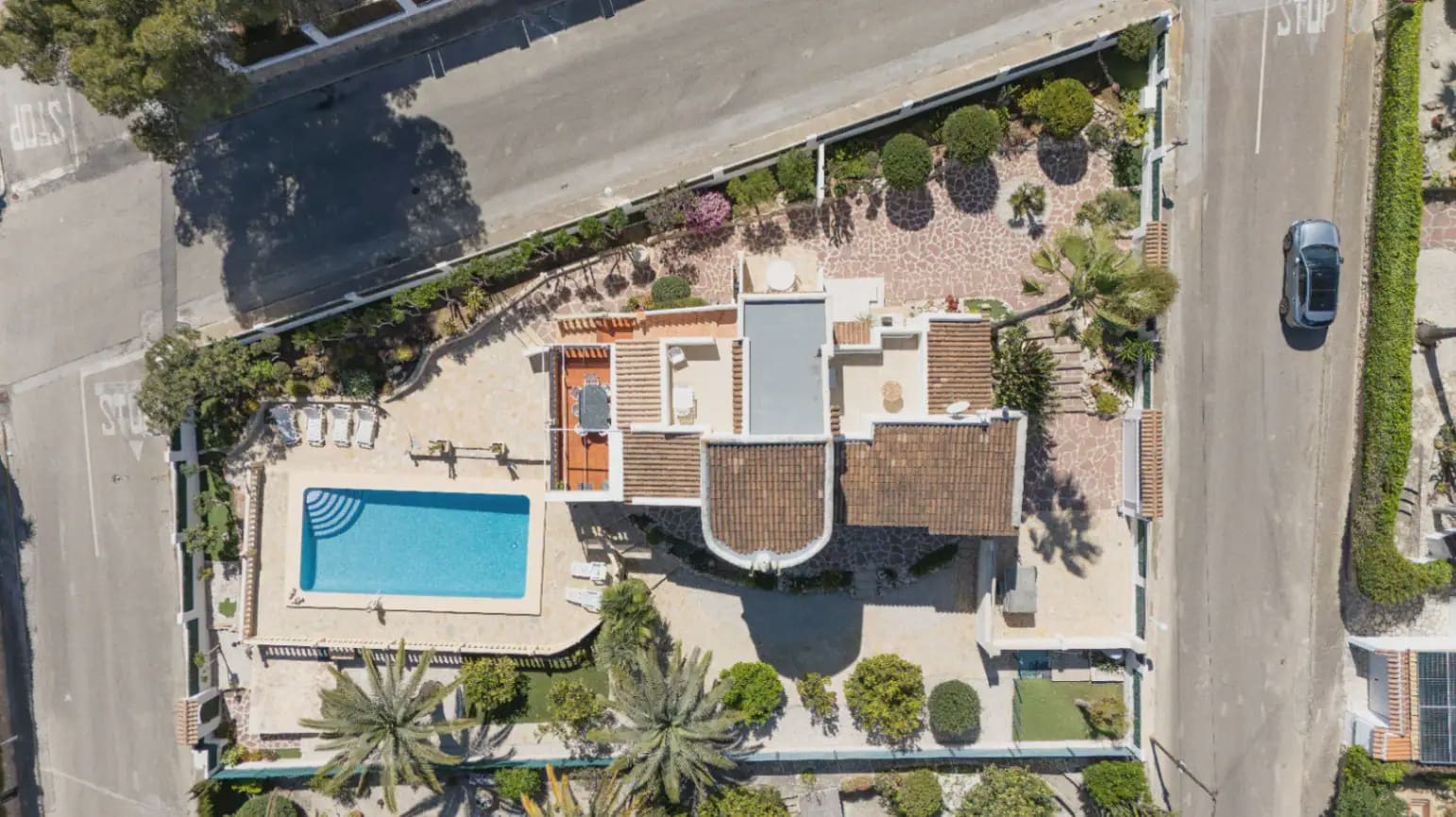4 soveværelse Villa til salg i Pinosol med swimmingpool - € 875.000 (Ref: 9850092)