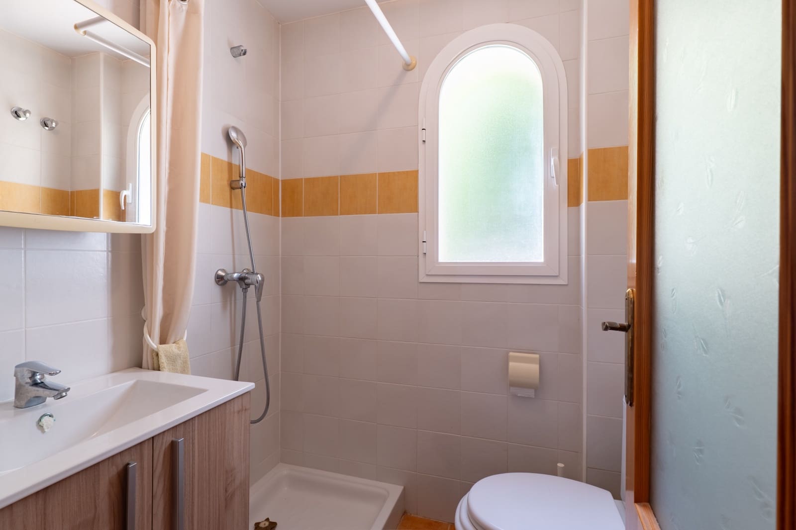 2 bedroom Apartment for sale in Altea with pool - € 340,000 (Ref: 9854405)