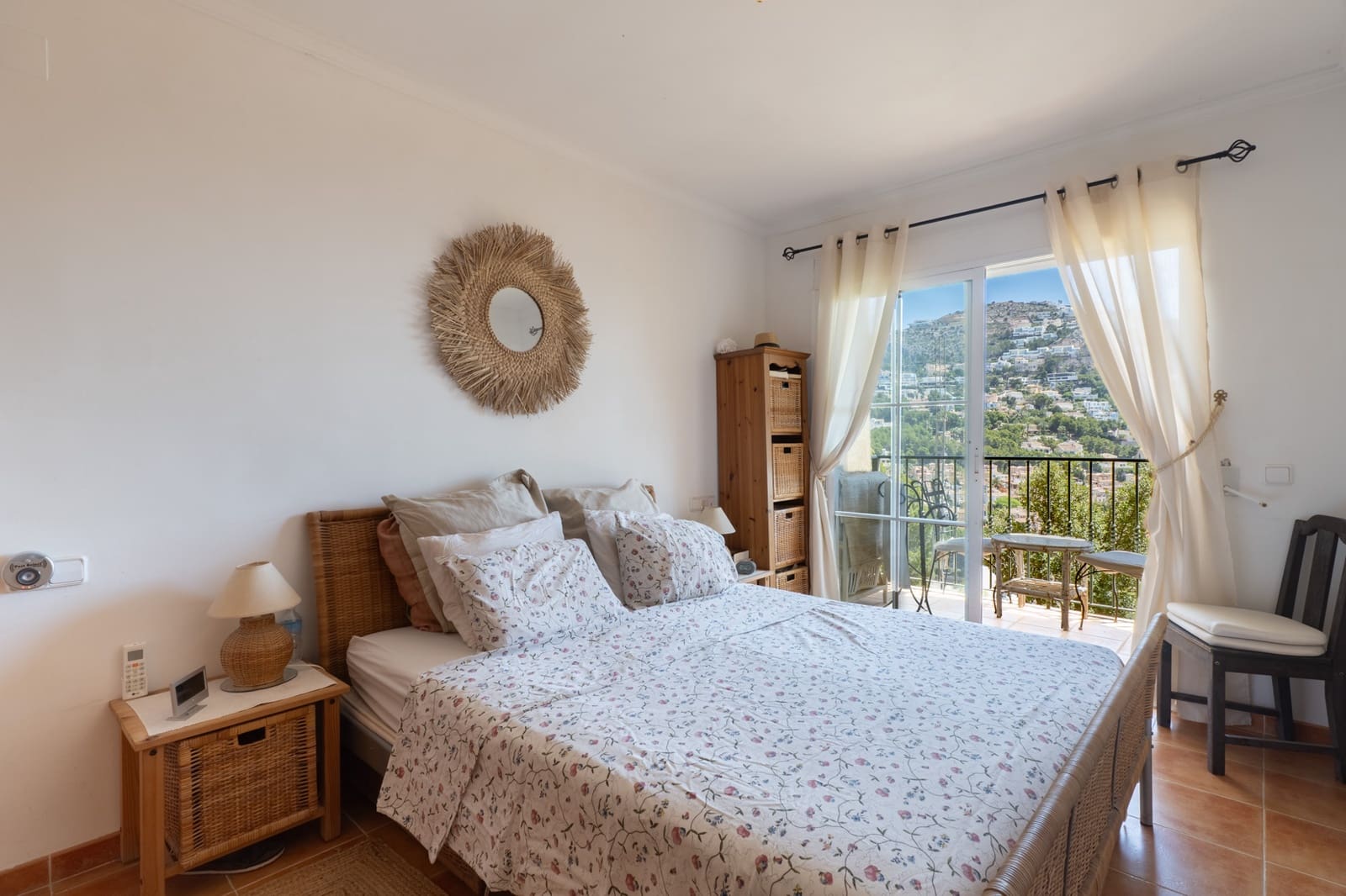 2 bedroom Apartment for sale in Altea with pool - € 340,000 (Ref: 9854405)