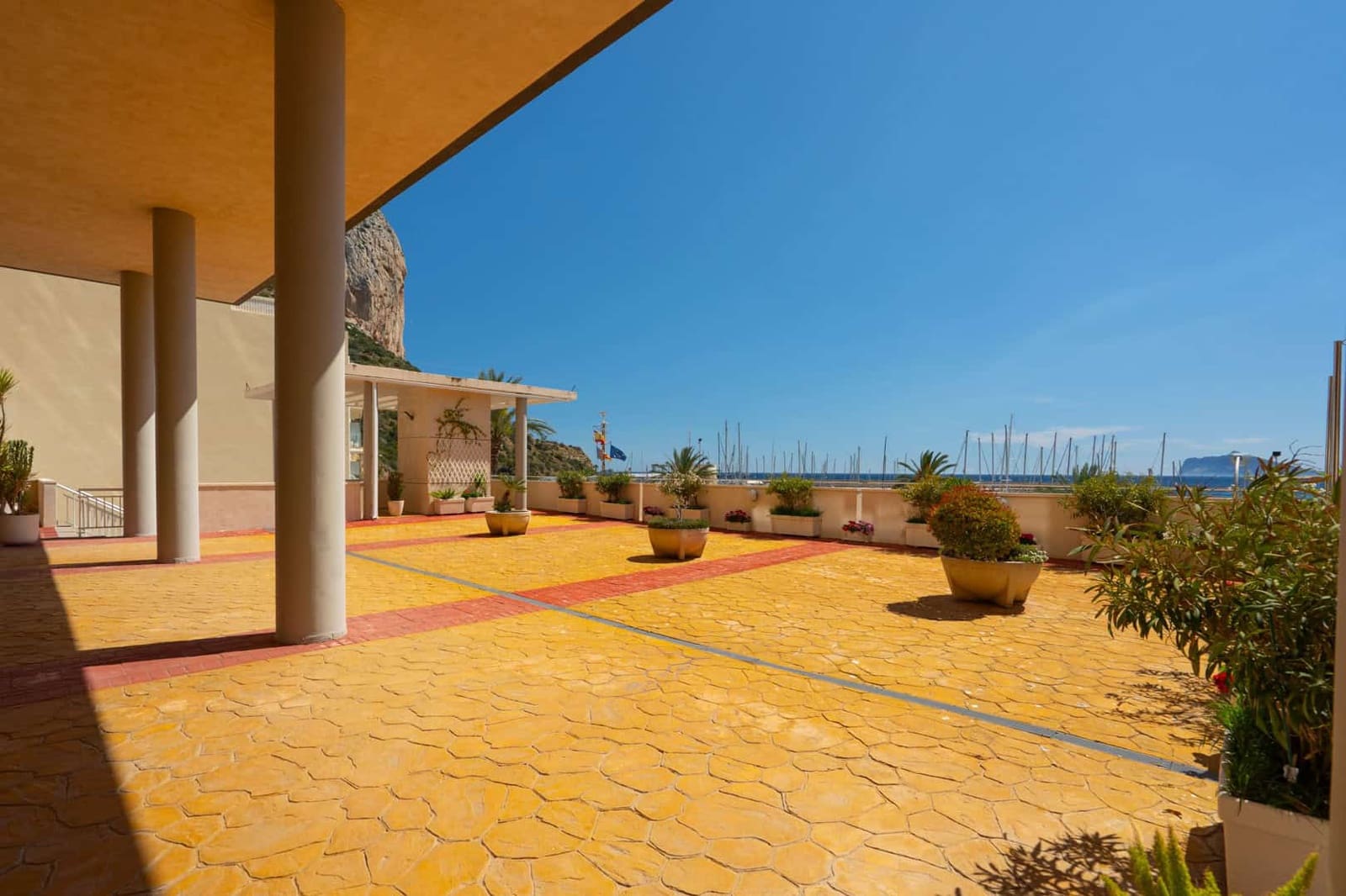 3 sypialnia Apartament na sprzedaż w Calpe / Calp z basenem garażem - 890 000 € (Ref: 9879194)