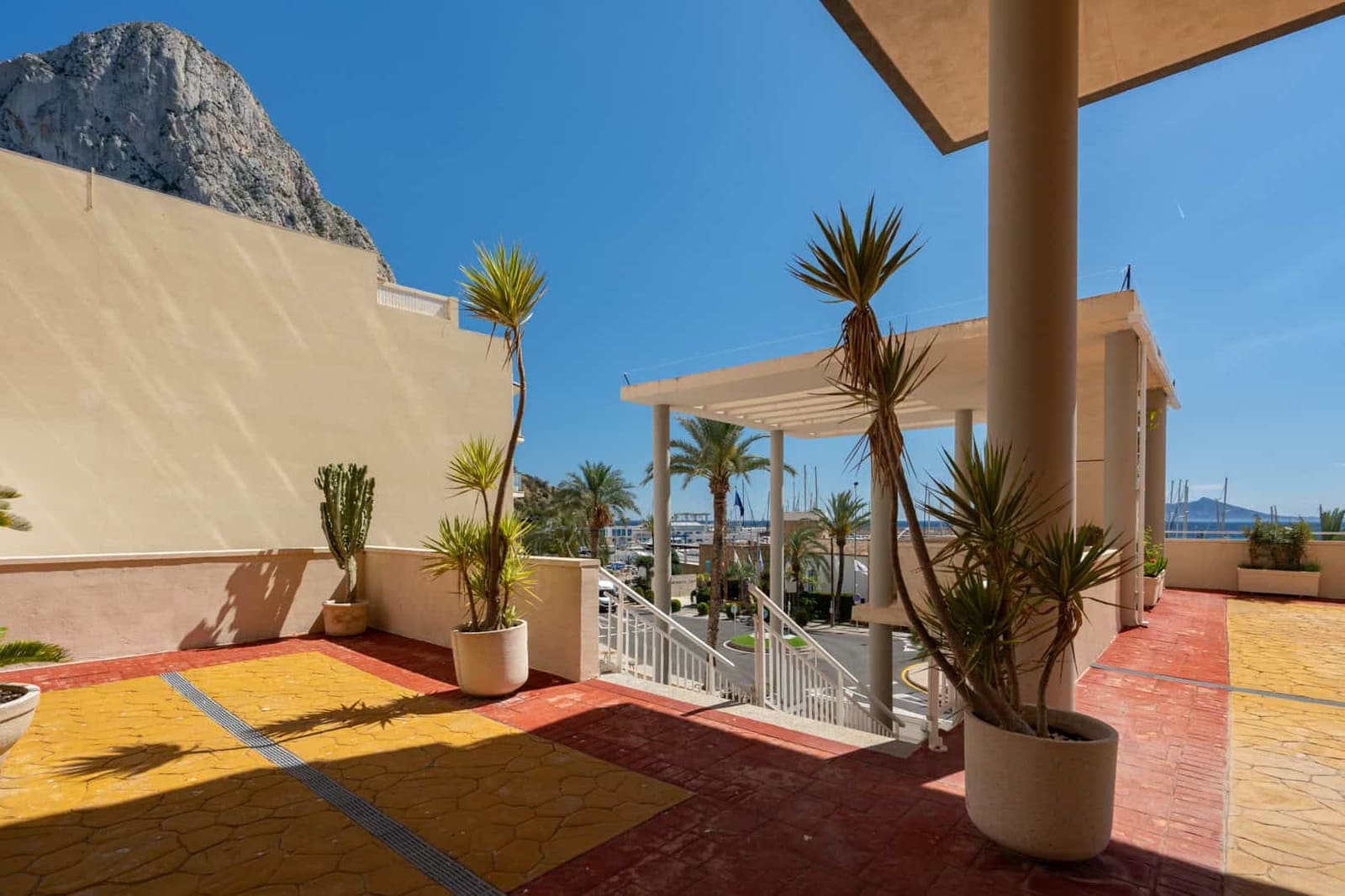 3 sypialnia Apartament na sprzedaż w Calpe / Calp z basenem garażem - 890 000 € (Ref: 9879194)