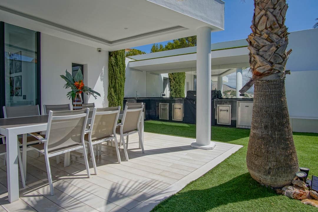 6 soveværelse Villa til salg i Altea med swimmingpool garage - € 2.490.000 (Ref: 9905079)