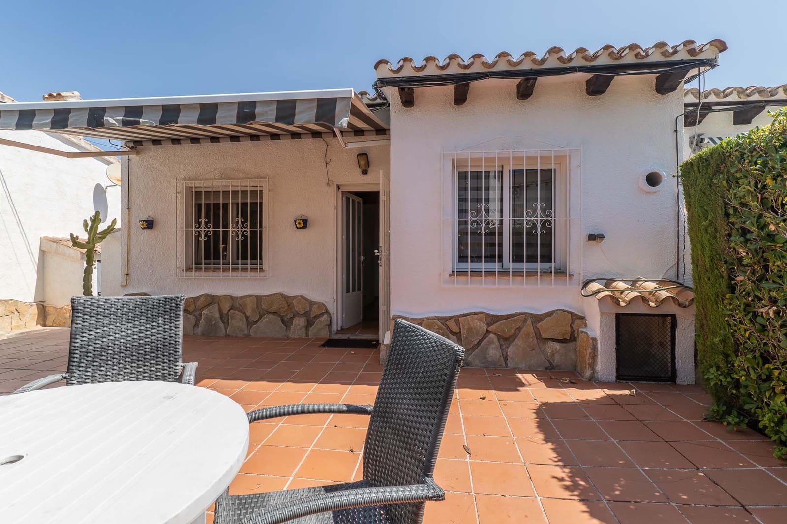2 quarto Moradia para venda em Moraira com piscina - 329 000 € (Ref: 9938519)