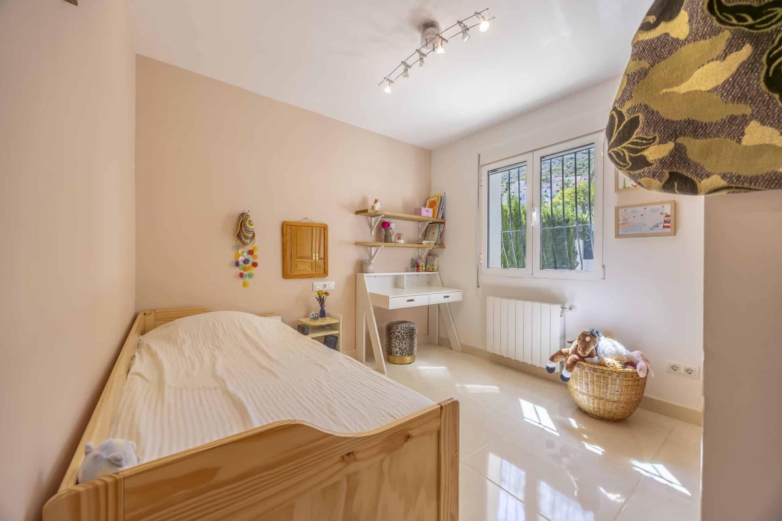 4 soveværelse Villa til salg i Benitachell / Benitatxell med swimmingpool garage - € 639.000 (Ref: 9946796)