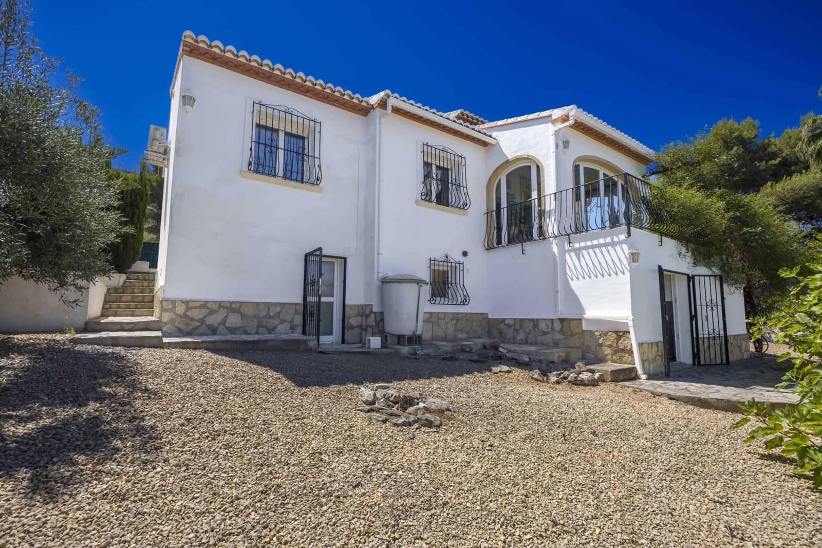 4 soveværelse Villa til salg i Benitachell / Benitatxell med swimmingpool garage - € 639.000 (Ref: 9946796)