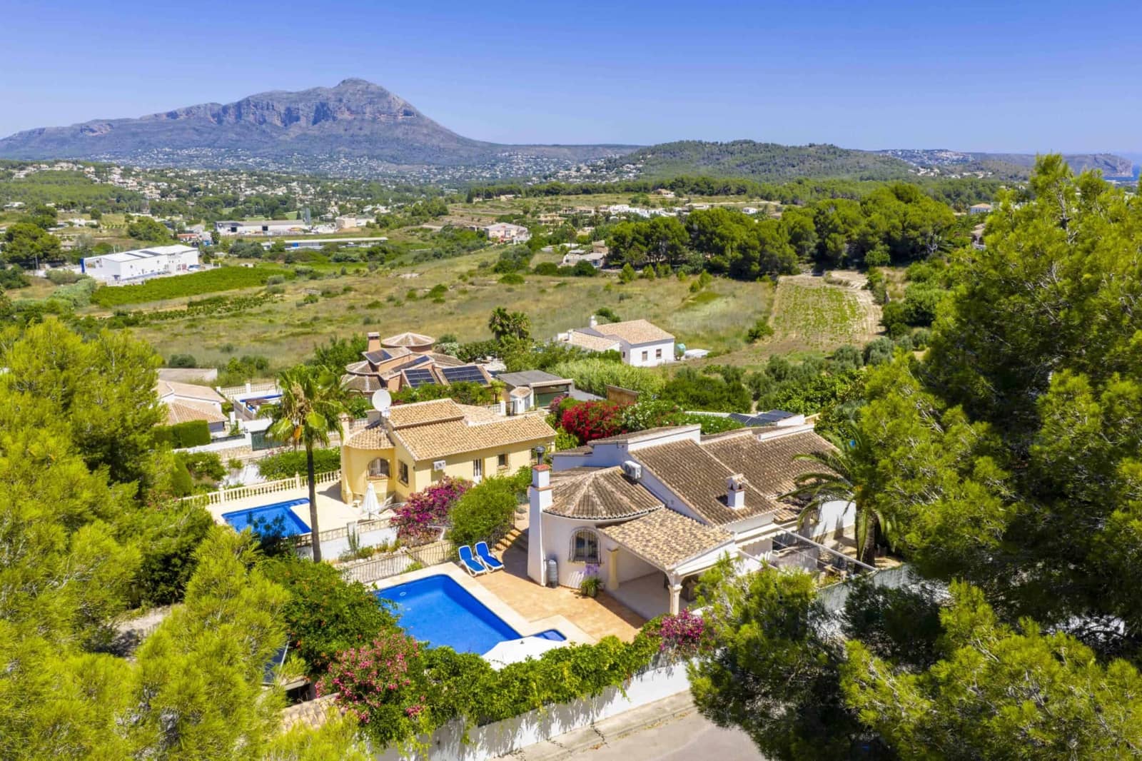 4 soveværelse Villa til salg i Benitachell / Benitatxell med swimmingpool garage - € 639.000 (Ref: 9946796)