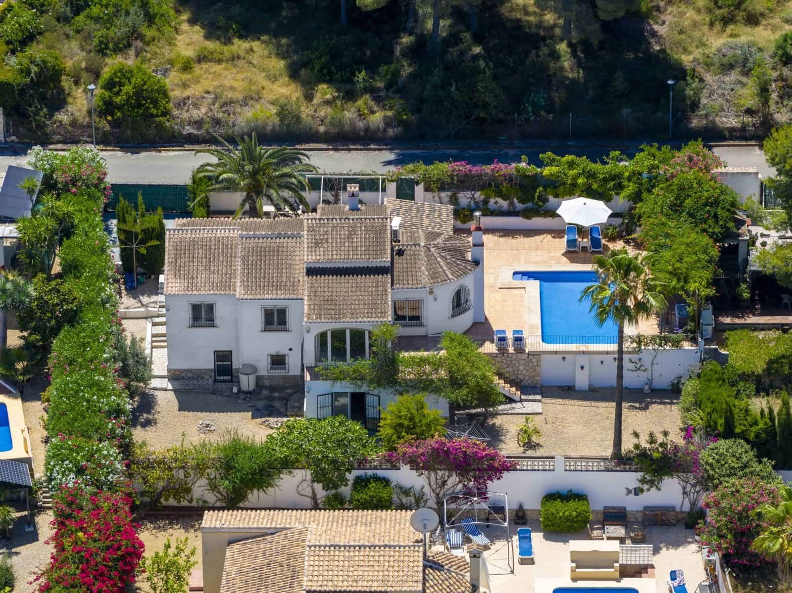 4 soveværelse Villa til salg i Benitachell / Benitatxell med swimmingpool garage - € 639.000 (Ref: 9946796)