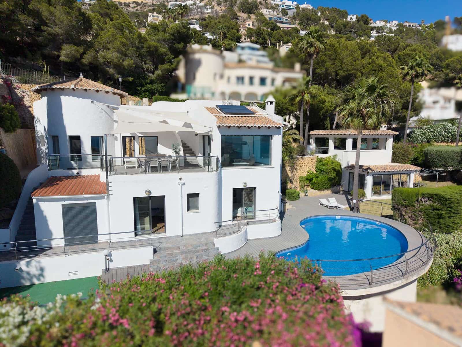 5 bedroom Villa for sale in Altea with pool - € 2,700,000 (Ref: 9948963)