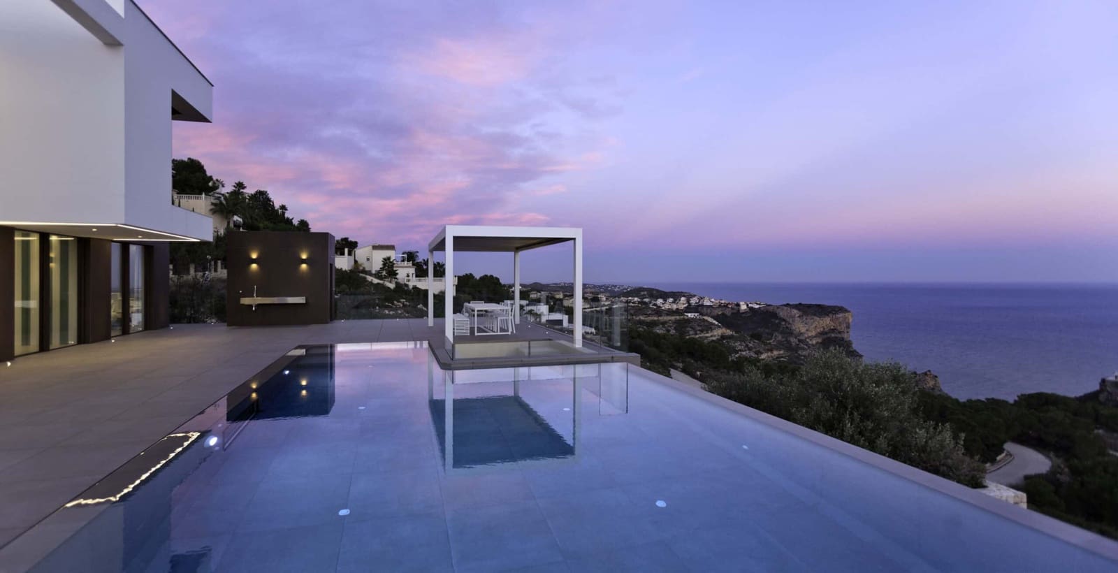 5 slaapkamer Villa te koop in Cumbre del Sol met zwembad - € 4.516.000 (Ref: 9950492)