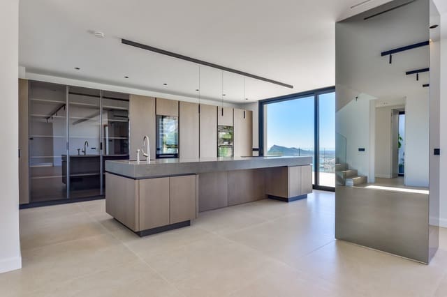 5 bedroom Villa for sale in Altea with pool - € 2,690,000 (Ref: 9978024)