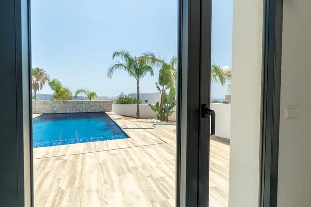 3 soverom Villa til salgs i Benimeit - Tabaira, Teulada-Moraira med svømmebasseng garasje - € 2 250 000 (Ref: 9978026)