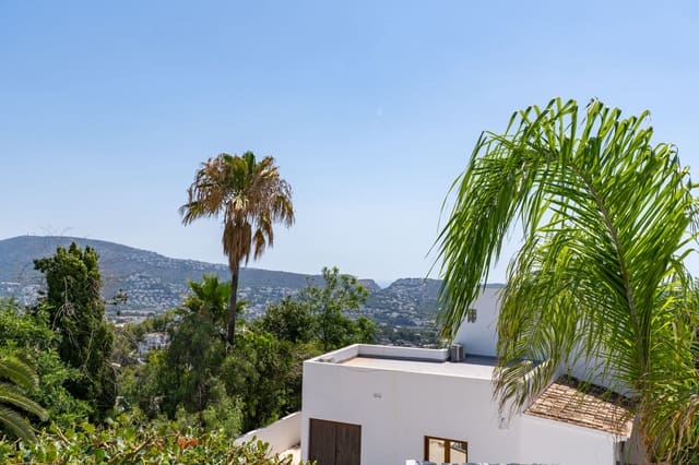3 soverom Villa til salgs i Benimeit - Tabaira, Teulada-Moraira med svømmebasseng garasje - € 2 250 000 (Ref: 9978026)