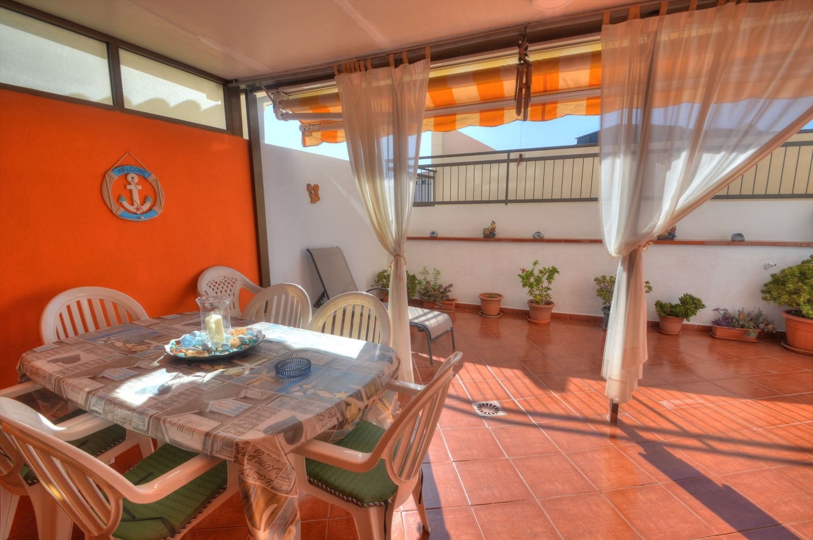 1 Zimmer Apartment zu vermieten in Adeje mit Garage - 750 € (Ref: 10017093)