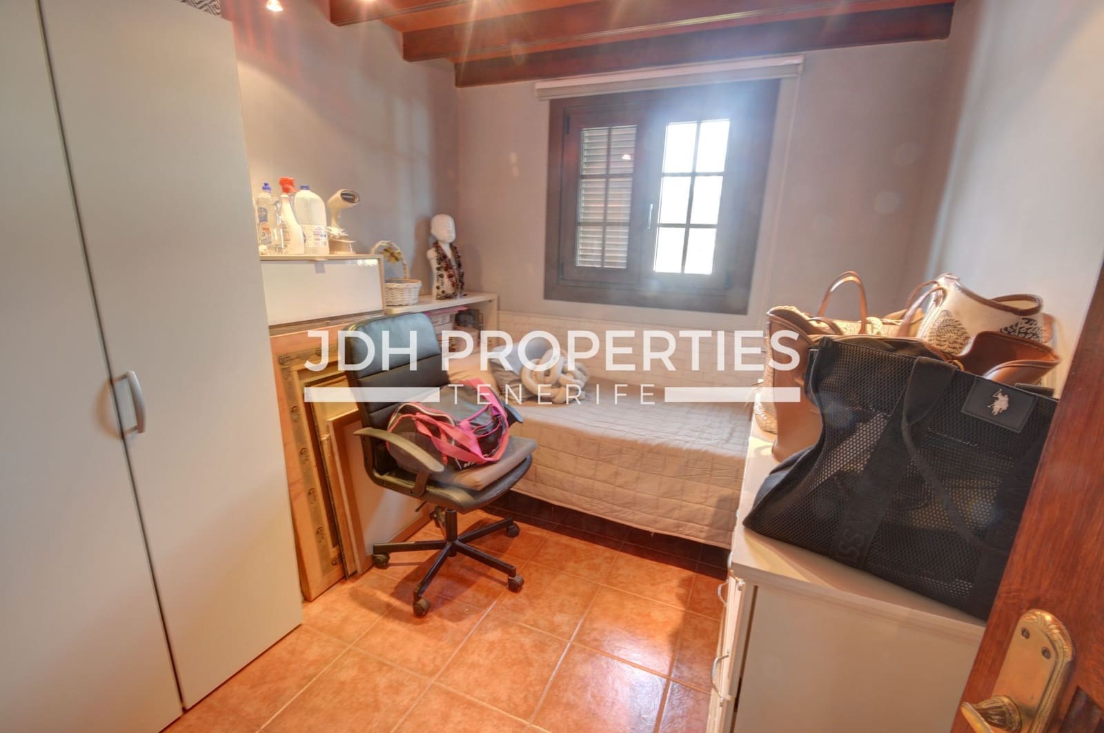 Pareado de 4 habitaciones en Golf del Sur en venta con piscina garaje - 469.900 € (Ref: 10040667)