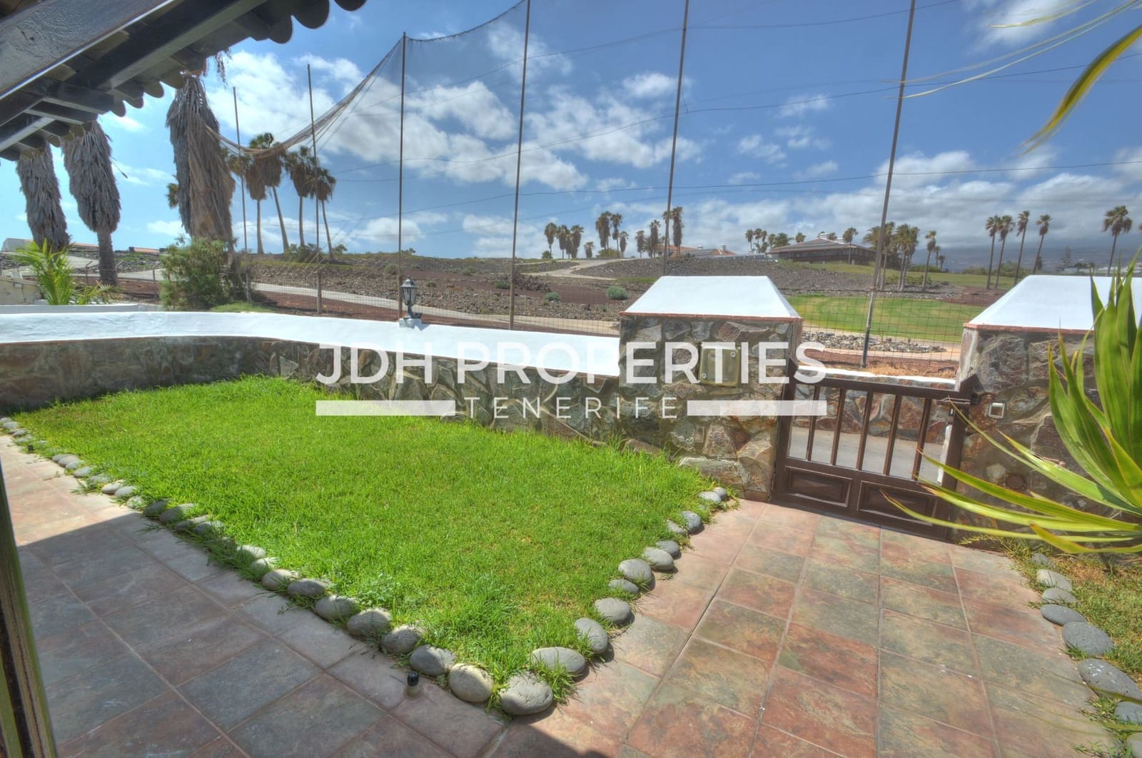 Pareado de 4 habitaciones en Golf del Sur en venta con piscina garaje - 469.900 € (Ref: 10040667)
